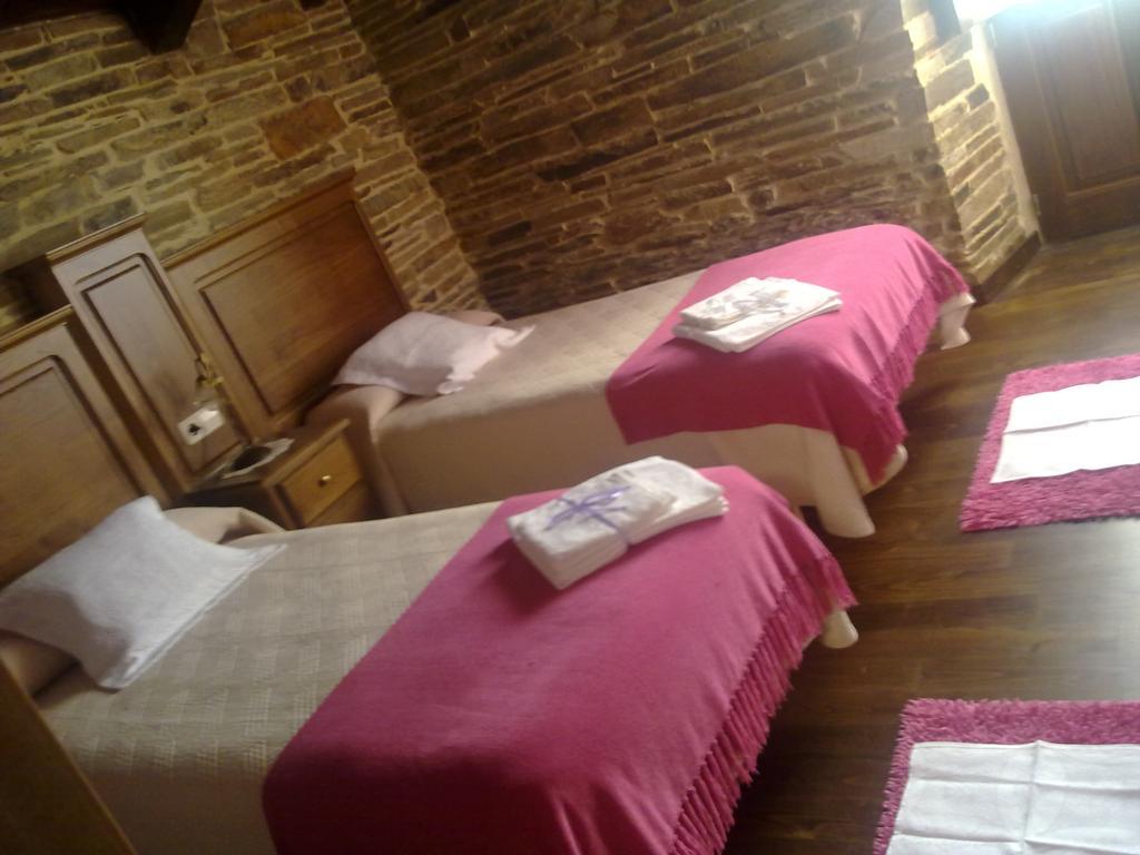 La Posada De Oscos Santa Eulalia de Oscos Cameră foto
